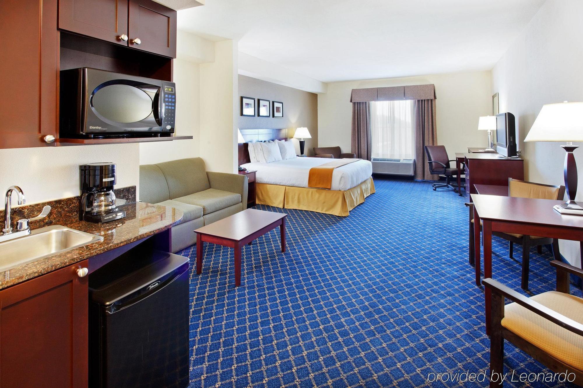 Holiday Inn Express & Suites Cookeville By Ihg Pokoj fotografie